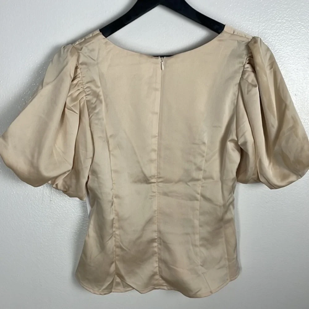 NWT ASTR Satin Balloon Puff Sleeve Top
